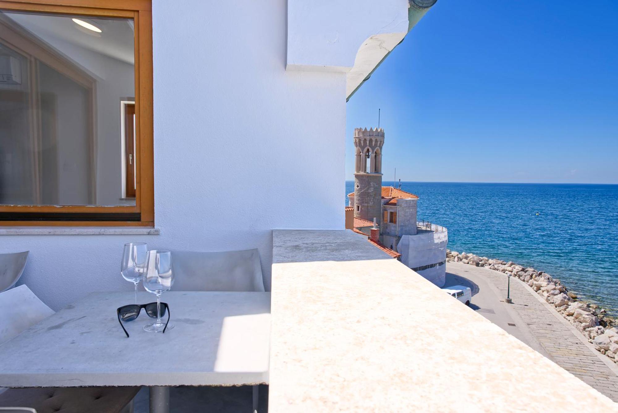 Apartments Punta Piran Exterior photo