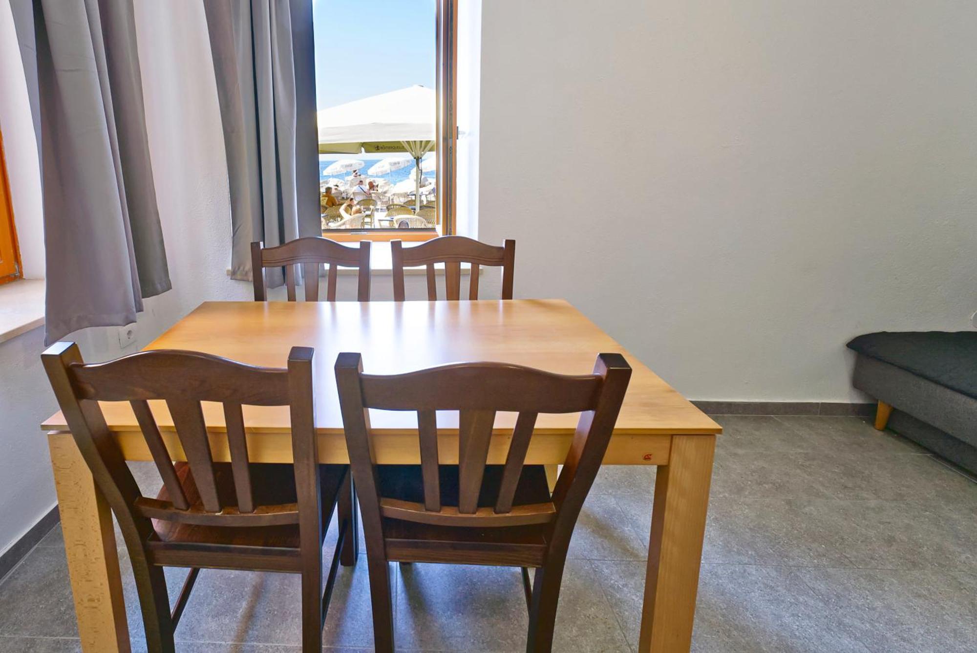 Apartments Punta Piran Exterior photo