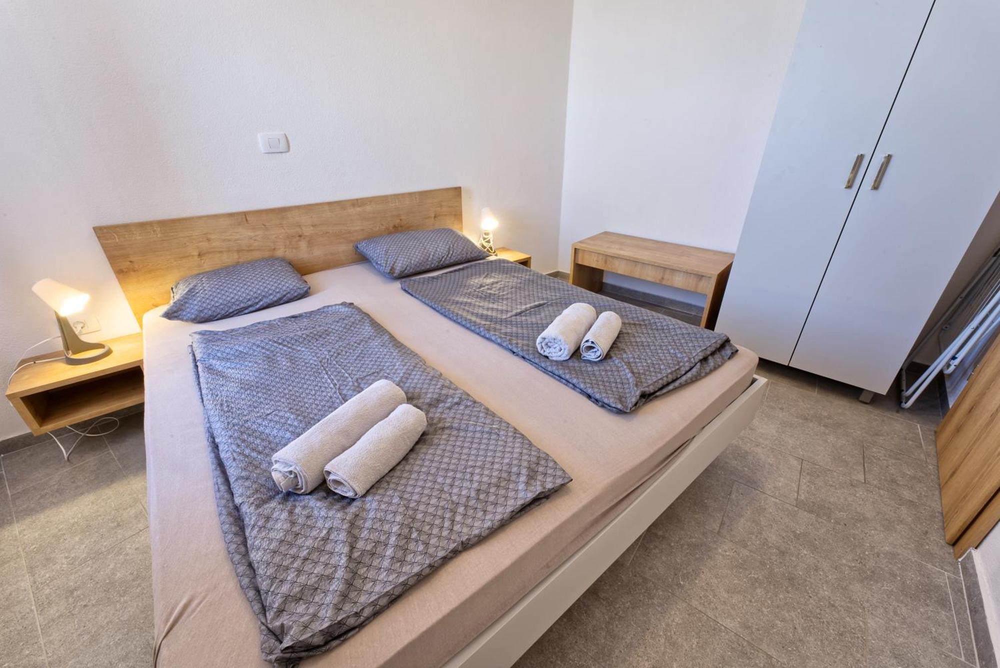 Apartments Punta Piran Exterior photo